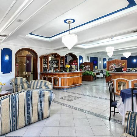 Il Tricolore Caivano المظهر الخارجي الصورة